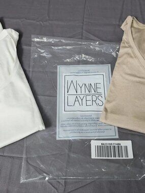 Wynne Layers Lot 2 Tank Tops Women's 3X Plus White Beige Scoop V-Neck Stretch
